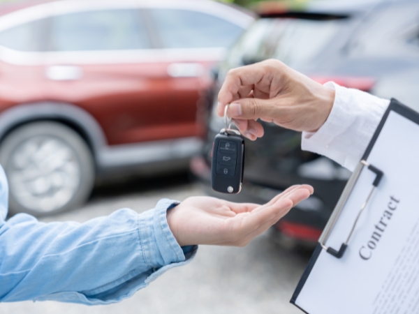 Airport Car Rental vs City Rental in Reunion Island