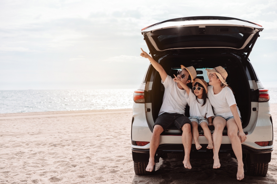 Touring Réunion’s West Coast: Rent a Car or Take a Bus